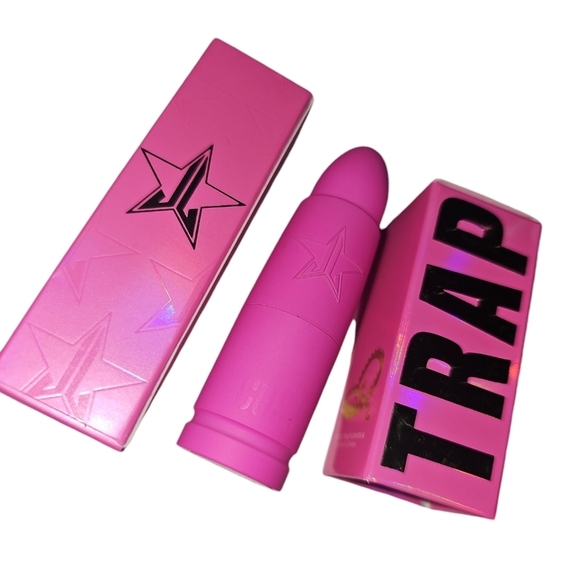 Jeffree Star Velvet Trap Lipstick Confessional - Picture 5 of 6